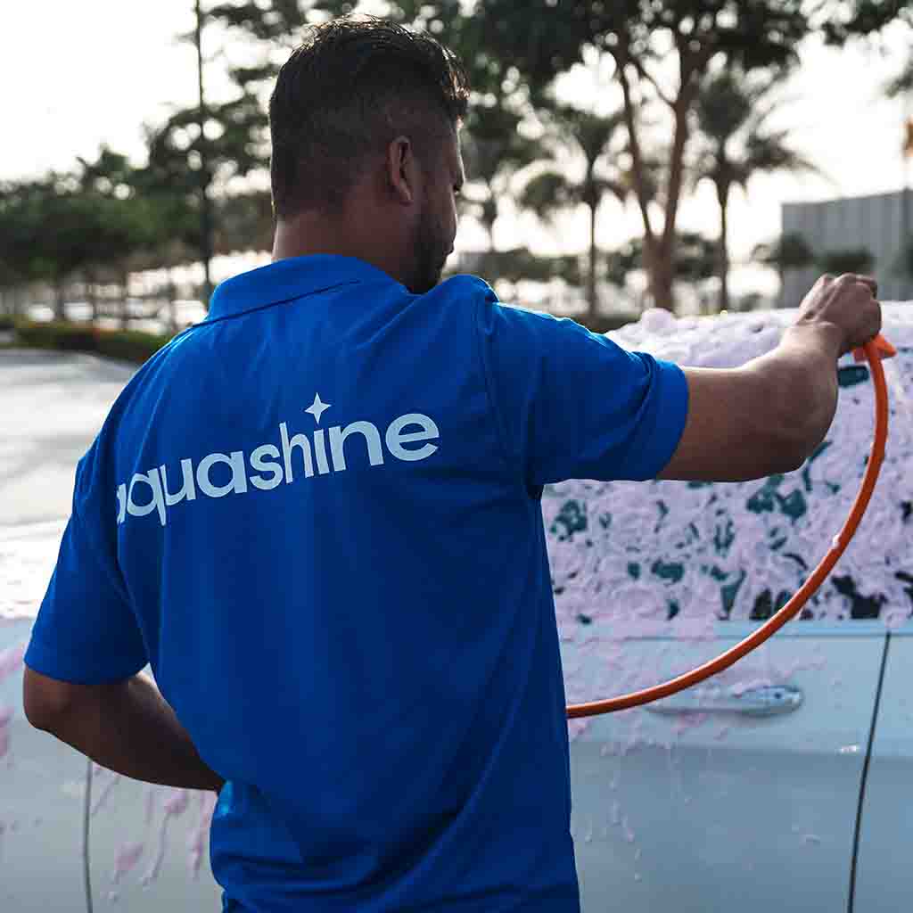 Aquashine mobile car wash Dubai, UAE. Wash the car